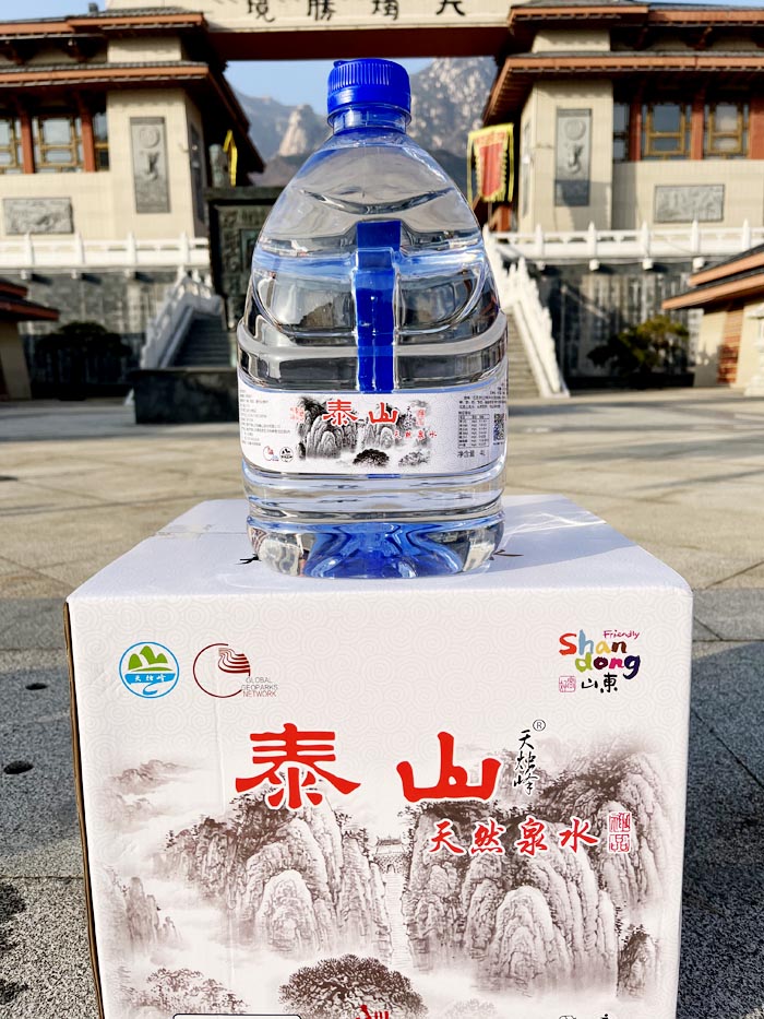4升桶裝水